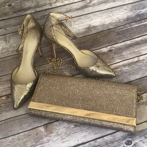 Aldo Gold Sequin Size 7 Heels with matching clutch